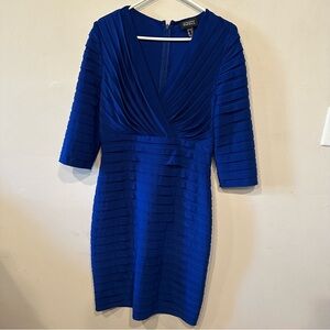 Adrianna Papell 3/4 sleeve blue tiered v-neck dress size 12